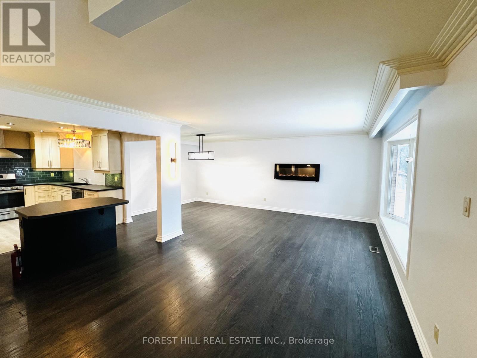 Main - 48 Steel Street, Barrie, Ontario  L4M 2E7 - Photo 4 - S12645570