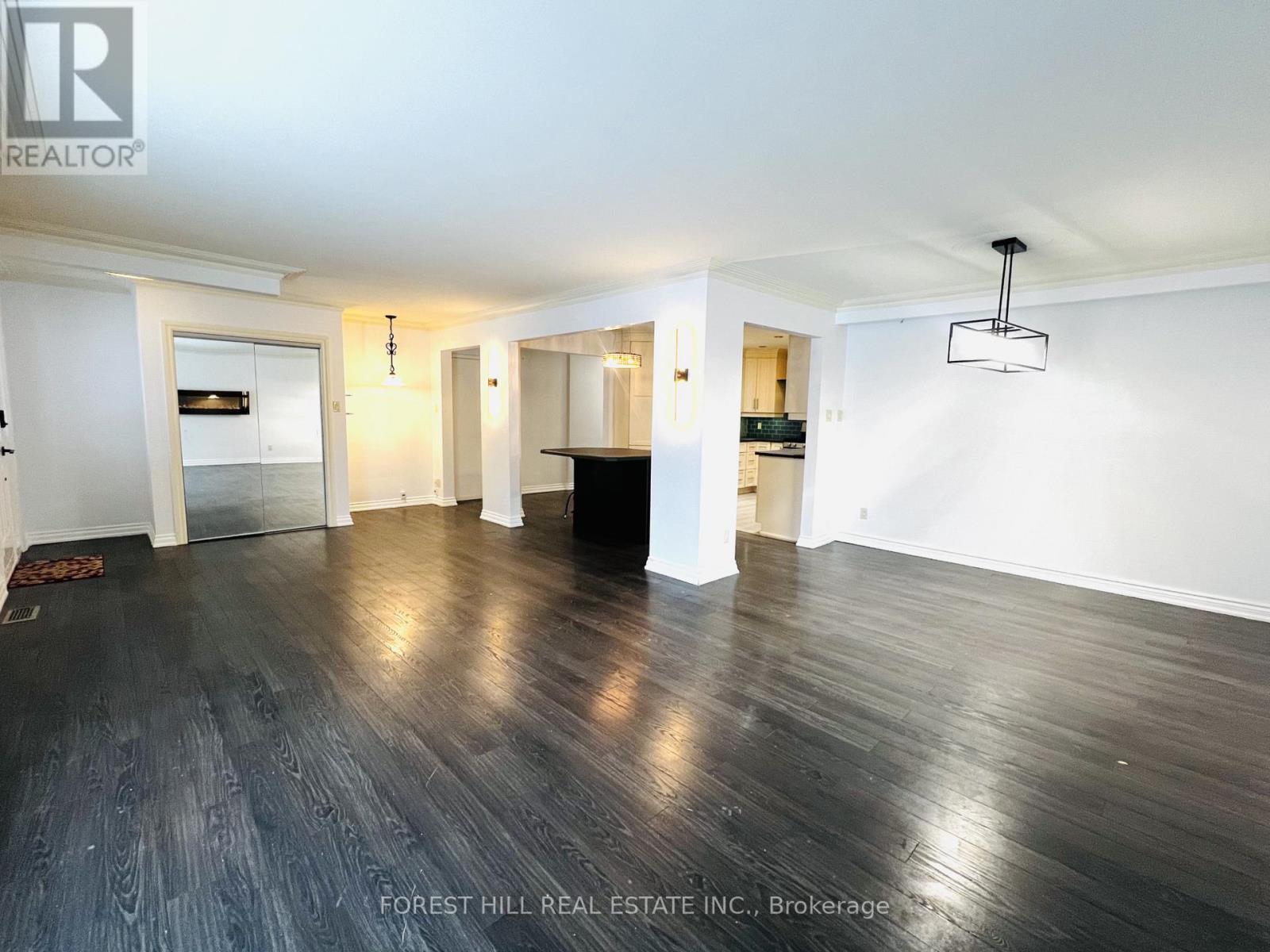 Main - 48 Steel Street, Barrie, Ontario  L4M 2E7 - Photo 5 - S12645570