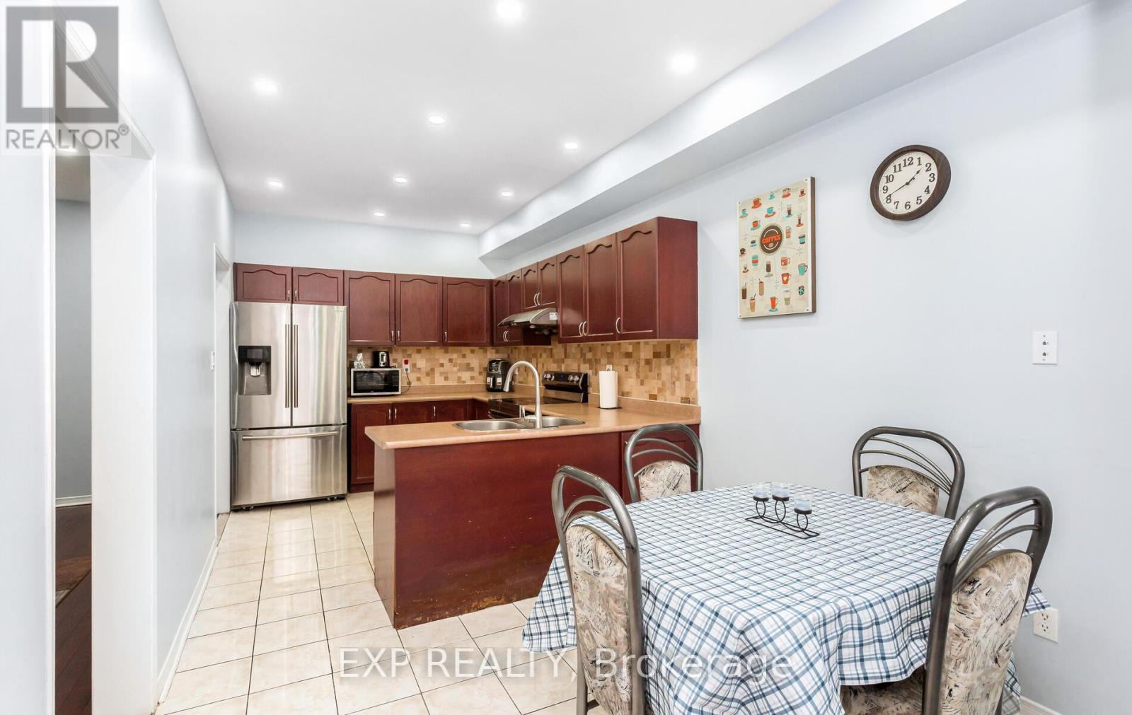 70 Grover Road, Brampton, Ontario  L6Y 5R3 - Photo 15 - W12645562