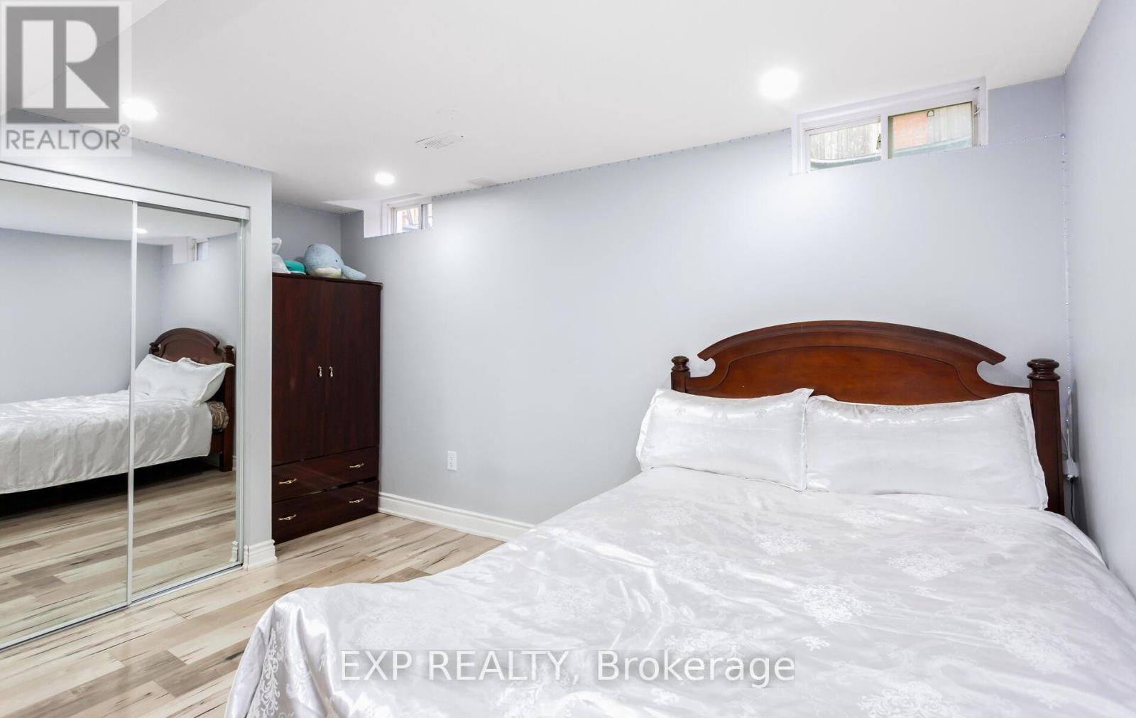 70 Grover Road, Brampton, Ontario  L6Y 5R3 - Photo 38 - W12645562