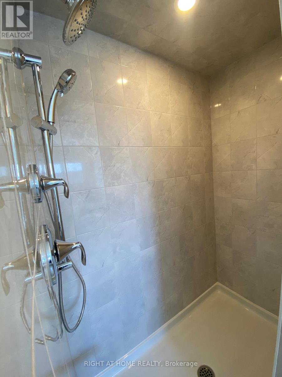 74 Witteveen Drive, Brantford, Ontario  N3T 0S3 - Photo 13 - X12645566