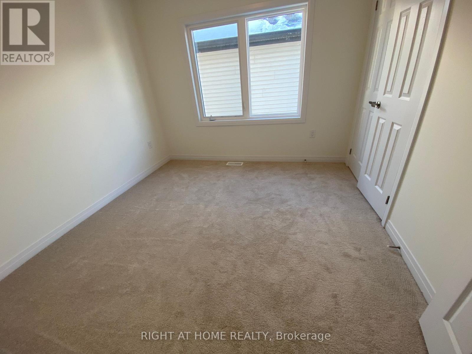 74 Witteveen Drive, Brantford, Ontario  N3T 0S3 - Photo 27 - X12645566