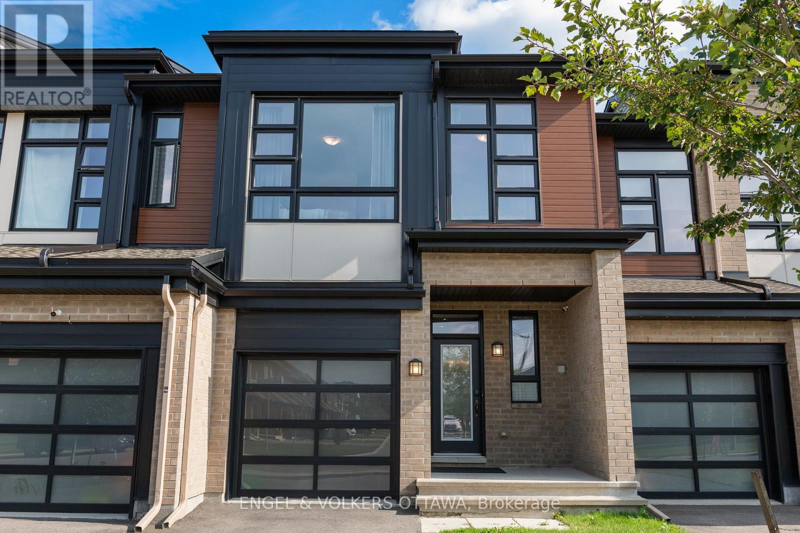 430 MARKDALE TERRACE, Ottawa, Ontario