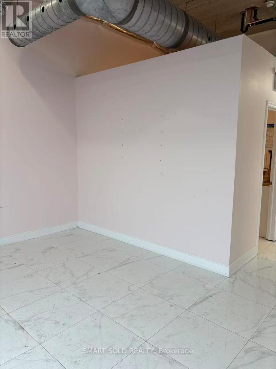 248 Copper Creek Drive, Markham, Ontario  L6B 1N6 - Photo 4 - N12645576