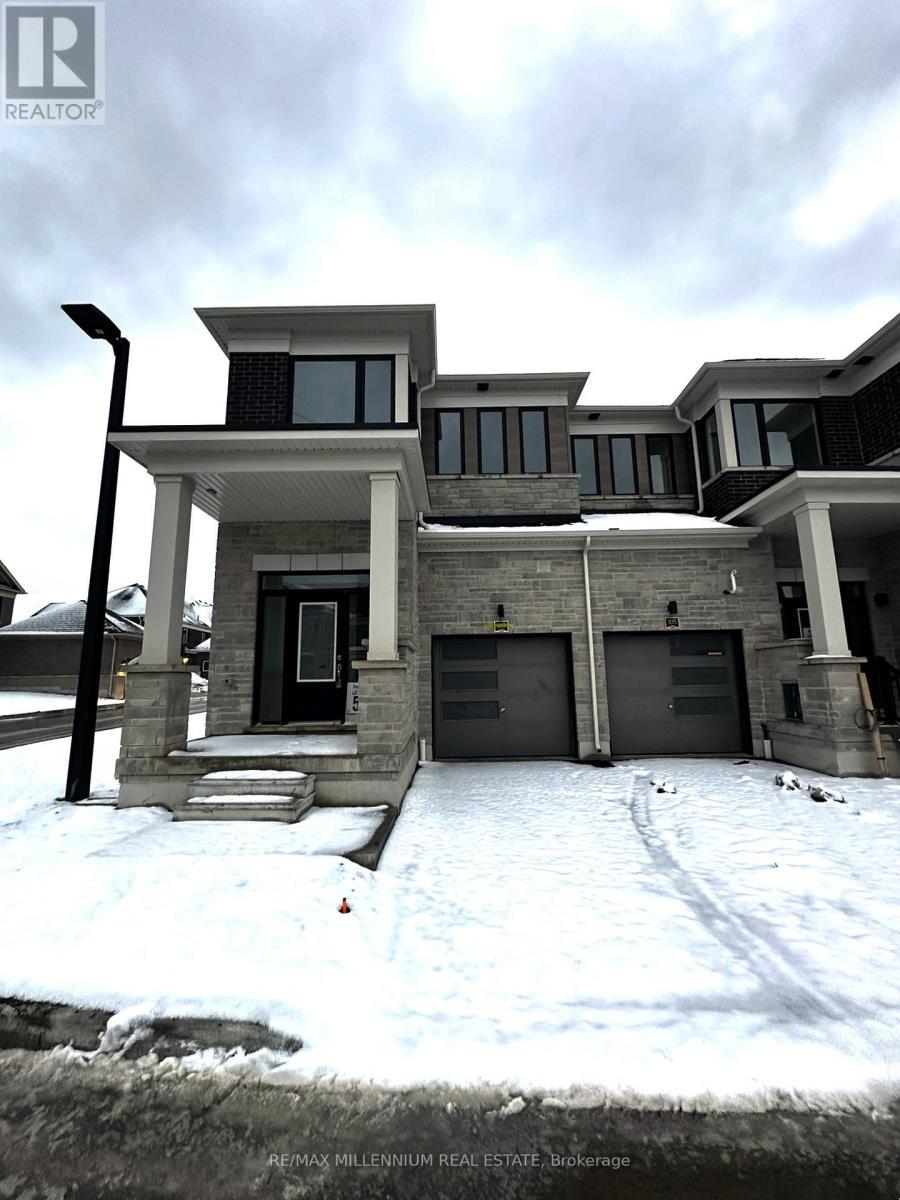 103 Watts Mews, Kawartha Lakes, Ontario  K9V 5V4 - Photo 2 - X12645582