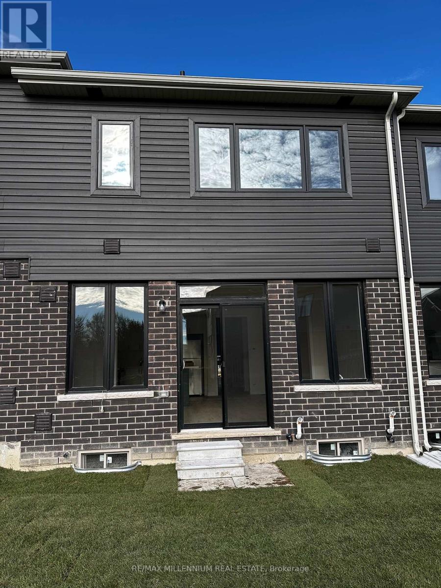 103 Watts Mews, Kawartha Lakes, Ontario  K9V 5V4 - Photo 24 - X12645582