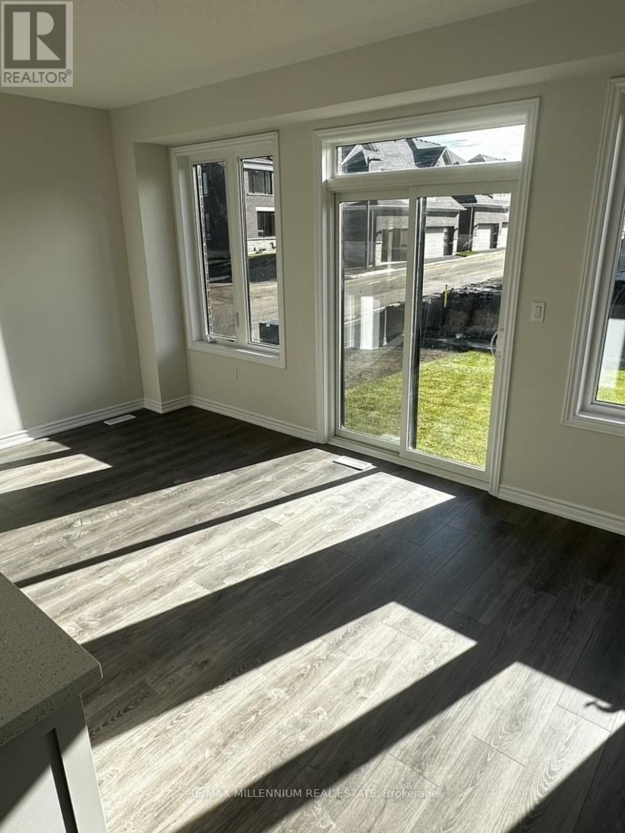 103 Watts Mews, Kawartha Lakes, Ontario  K9V 5V4 - Photo 9 - X12645582