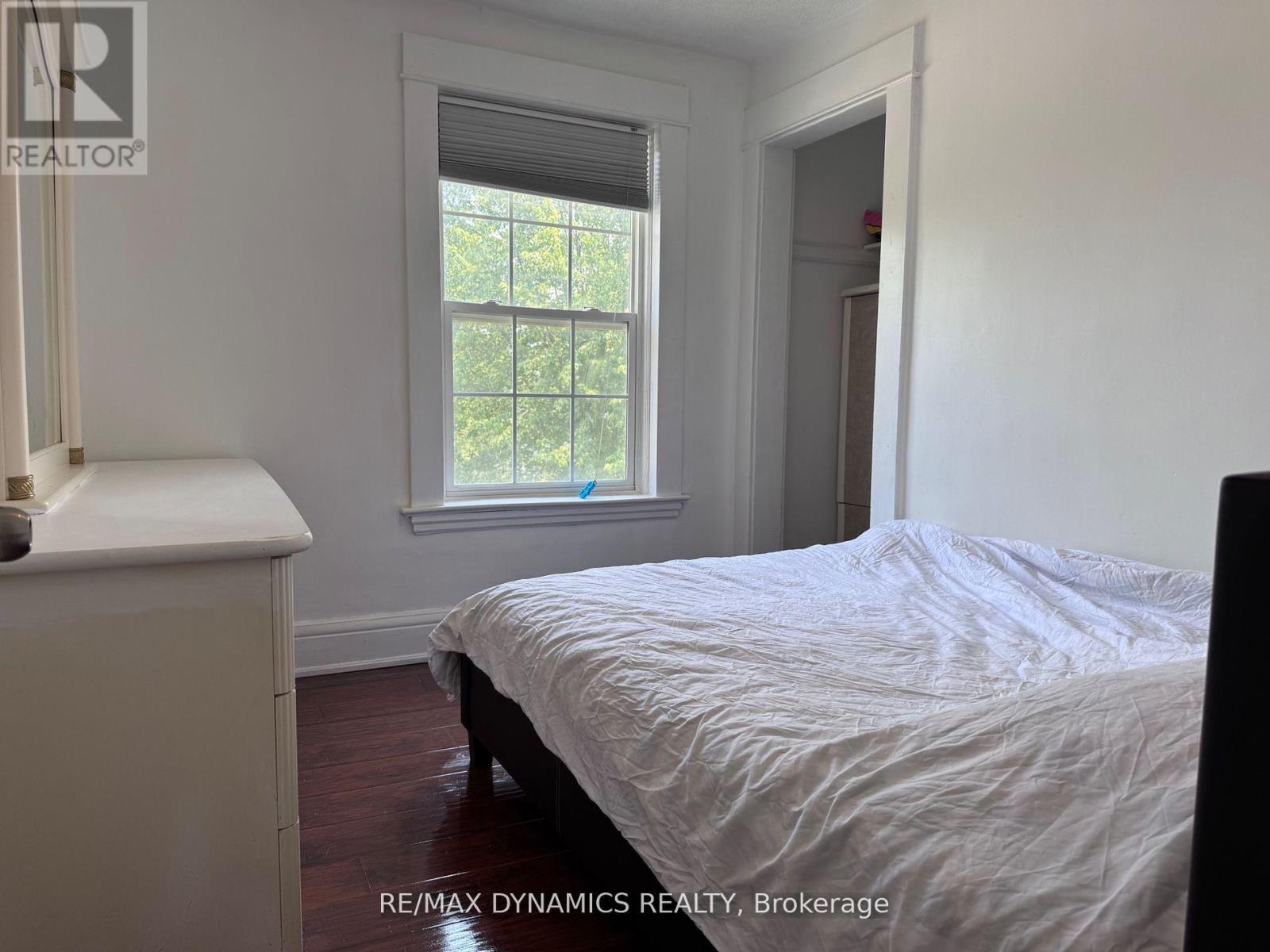 5463 Palmer Avenue, Niagara Falls, Ontario  L2E 3V2 - Photo 15 - X12433990