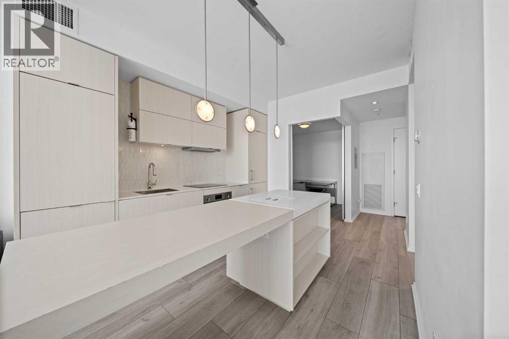 2006, 615 6 Avenue Se, Calgary, Alberta  T2G 1S2 - Photo 12 - A2232421