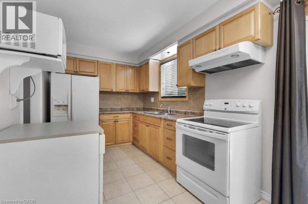 2005 Canning Court, Burlington, Ontario  L7P 3S5 - Photo 13 - 40766683