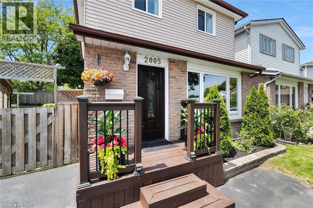 2005 Canning Court, Burlington, Ontario  L7P 3S5 - Photo 5 - 40766683