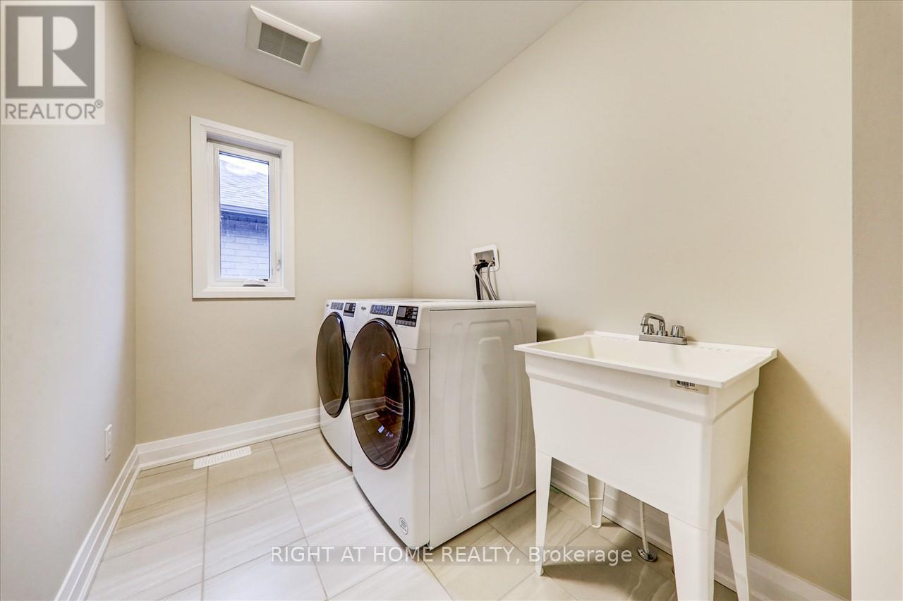 9 Sweet Cicely Street, Springwater, Ontario  L9X 2E2 - Photo 22 - S12645594