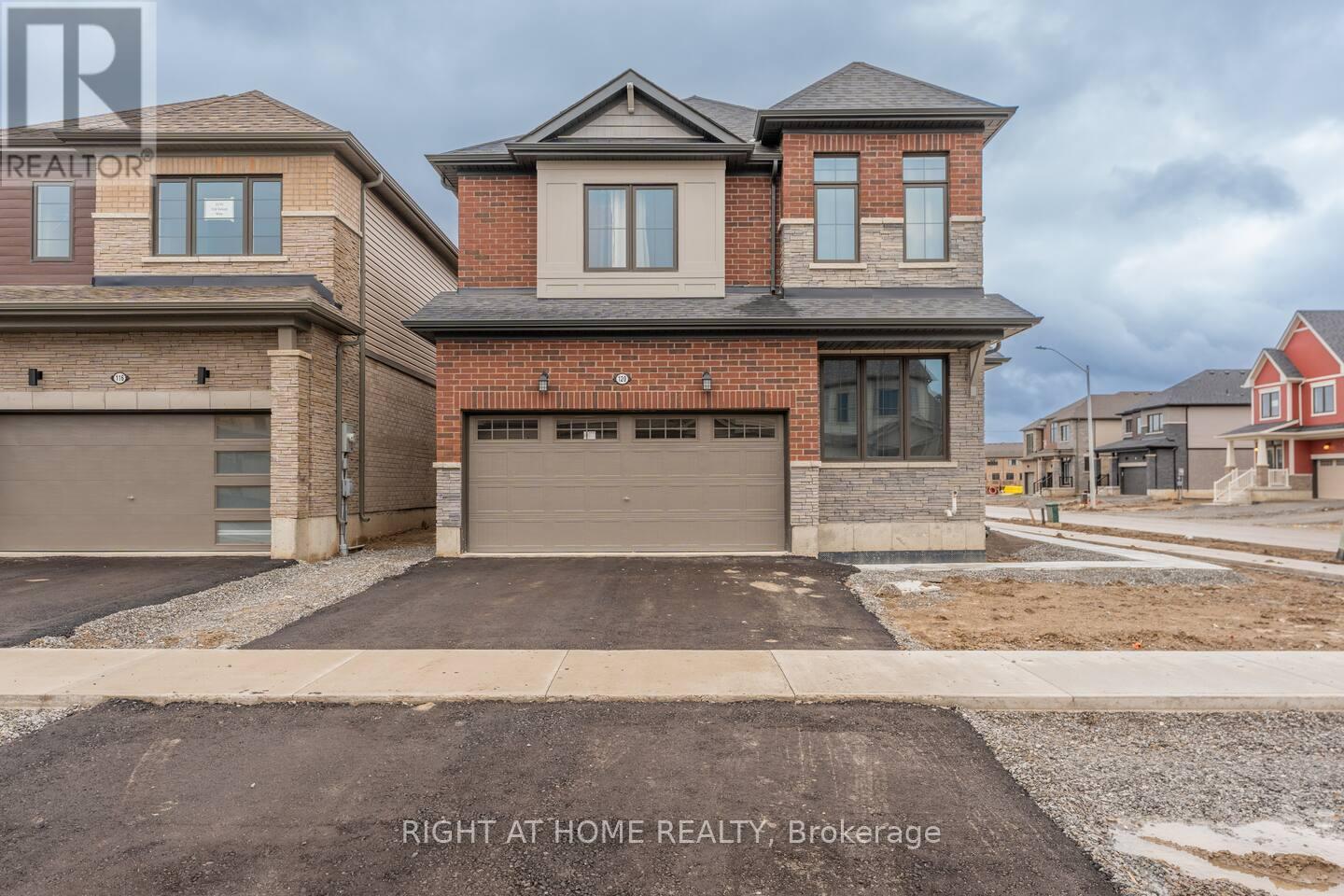 120 VELVET WAY, Thorold, Ontario