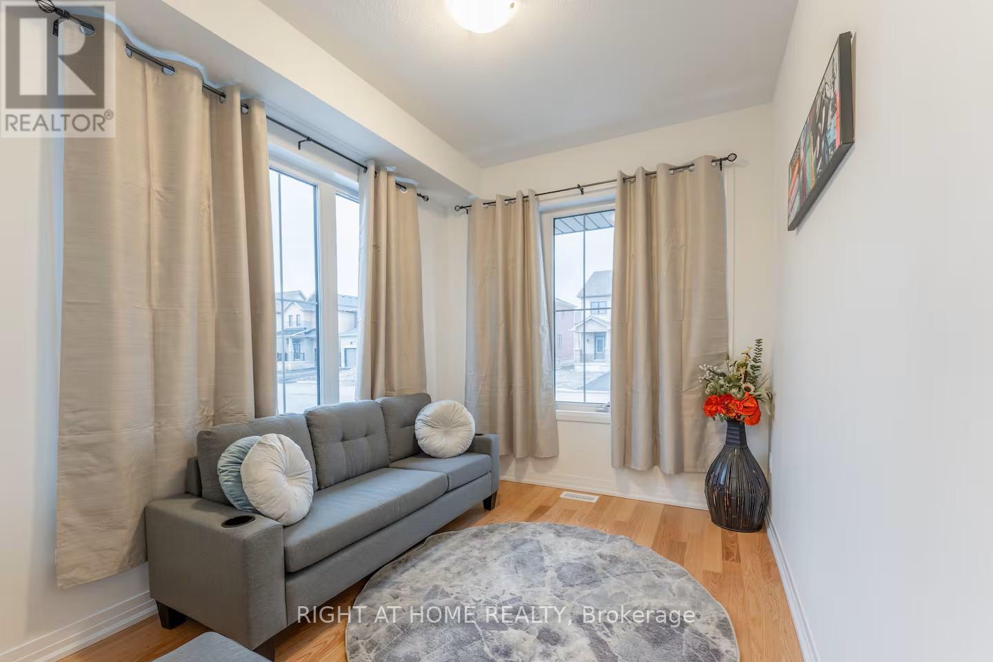 120 Velvet Way, Thorold, Ontario  L2V 0B8 - Photo 20 - X12645588