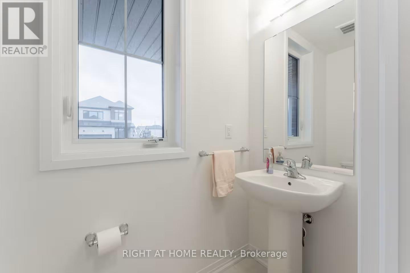 120 Velvet Way, Thorold, Ontario  L2V 0B8 - Photo 23 - X12645588