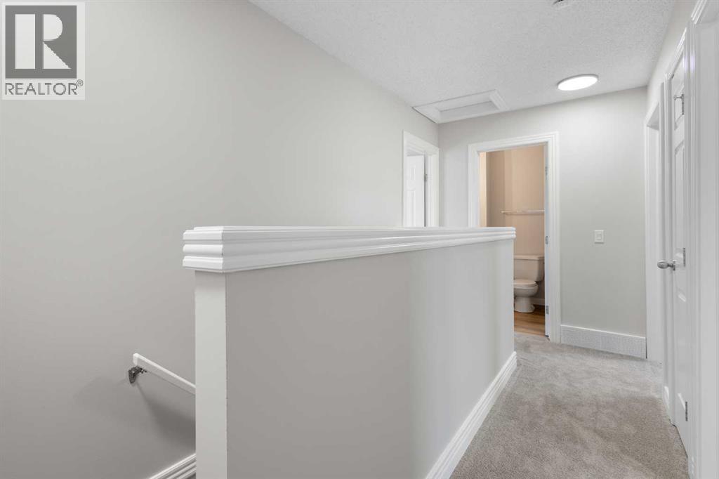 129 Deer Ridge Lane Se, Calgary, Alberta  T2J 6N3 - Photo 13 - A2274492