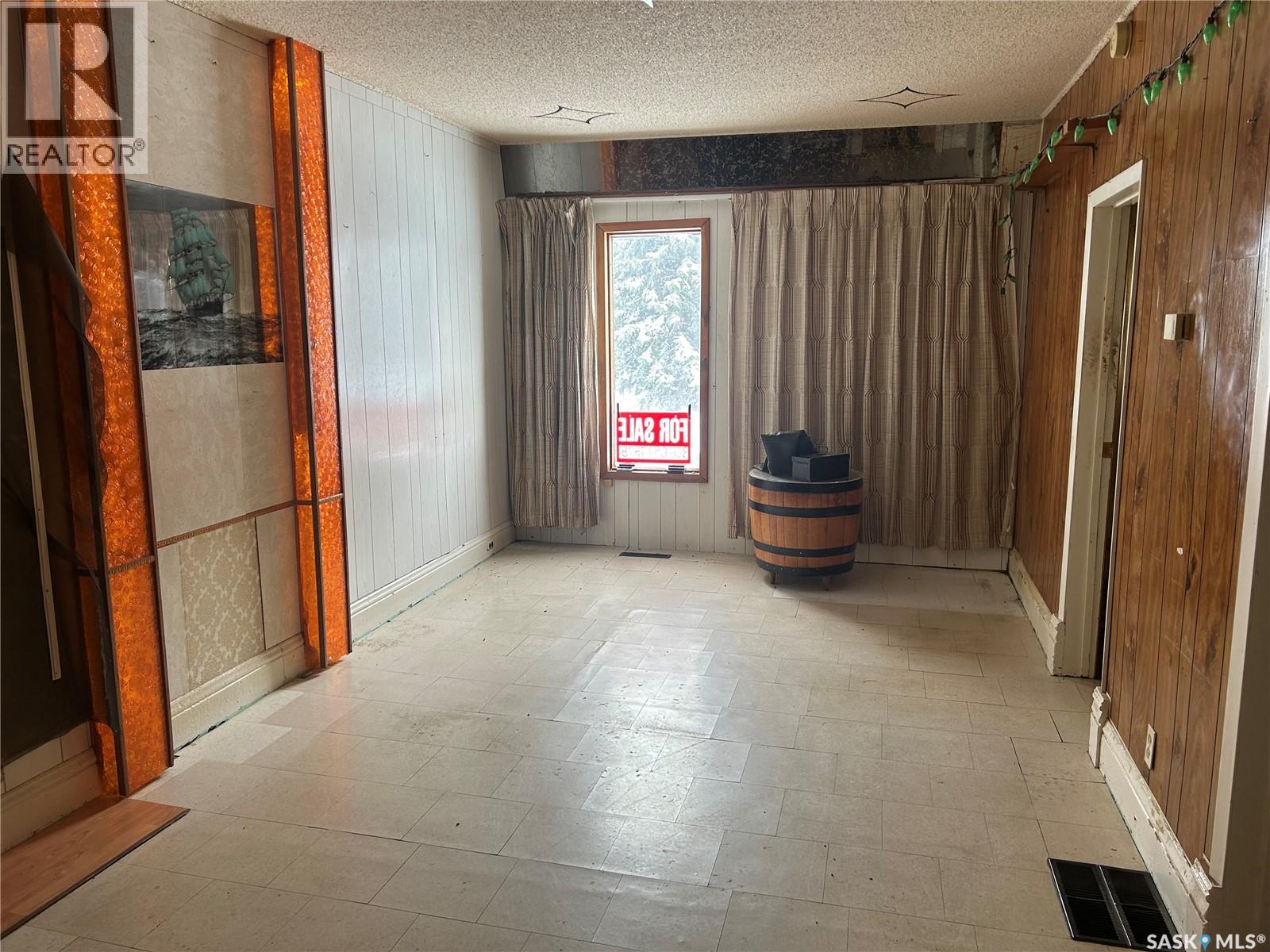 802 Athabaska Avenue, Grenfell, Saskatchewan  S0G 2B0 - Photo 20 - SK025810