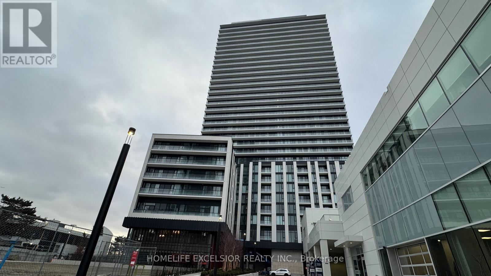 1226 - 5858 Yonge Street, Toronto, Ontario  M2M 0C6 - Photo 2 - C12645596