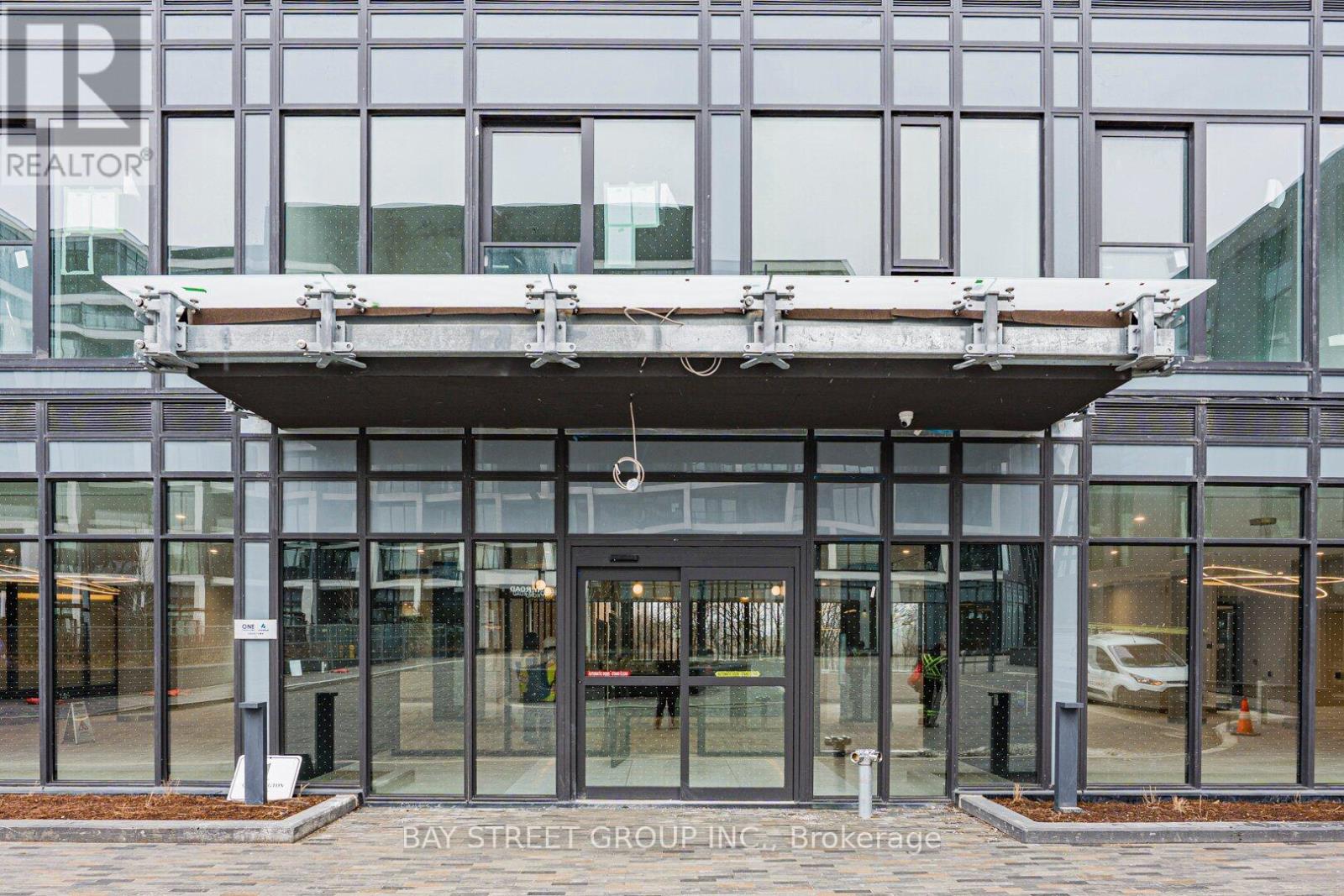 2018 - 1 Quarrington Lane, Toronto, Ontario  M3C 0S4 - Photo 4 - C12641802