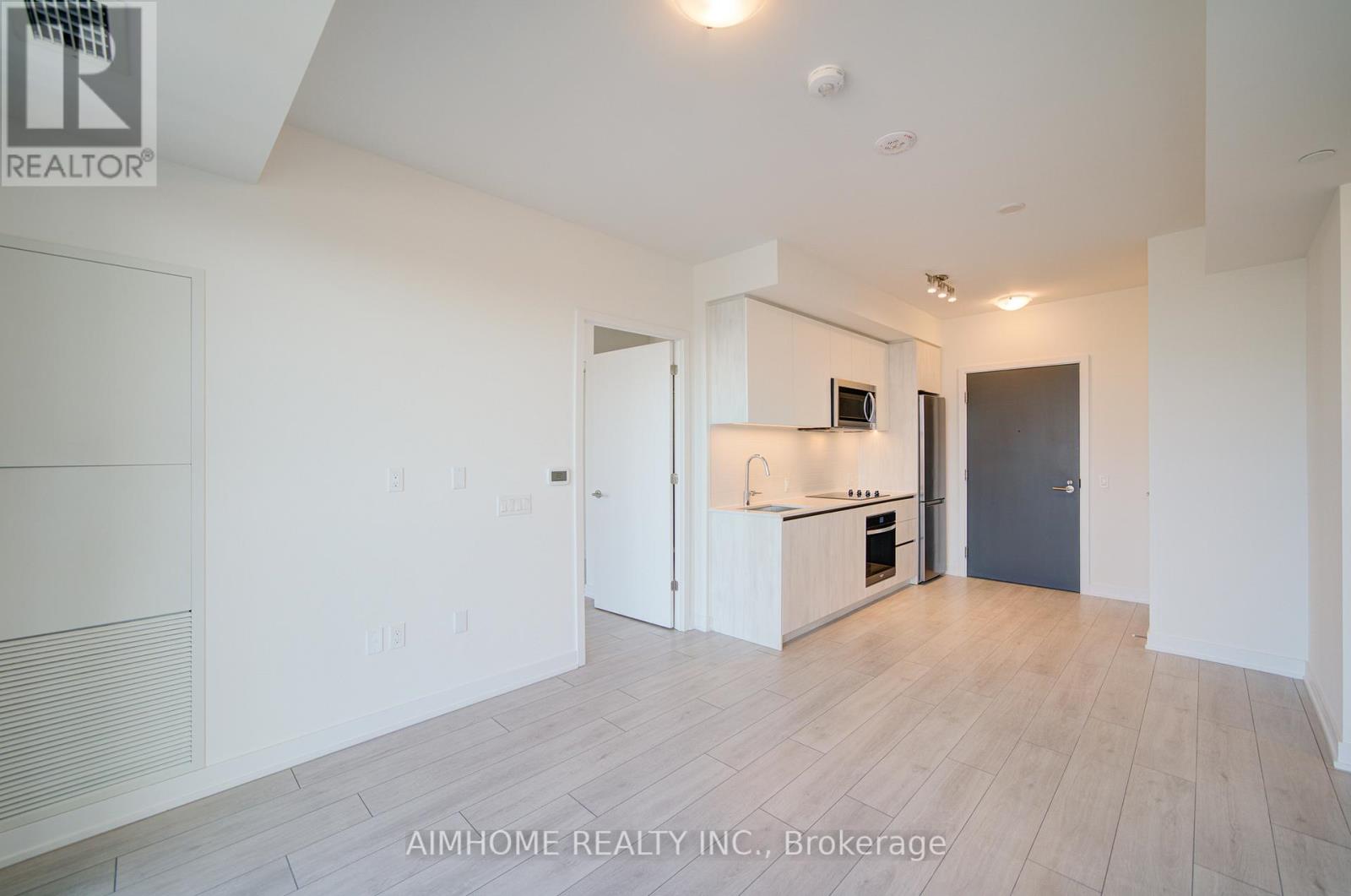 1125 - 5858 YONGE ST STREET, Toronto, Ontario