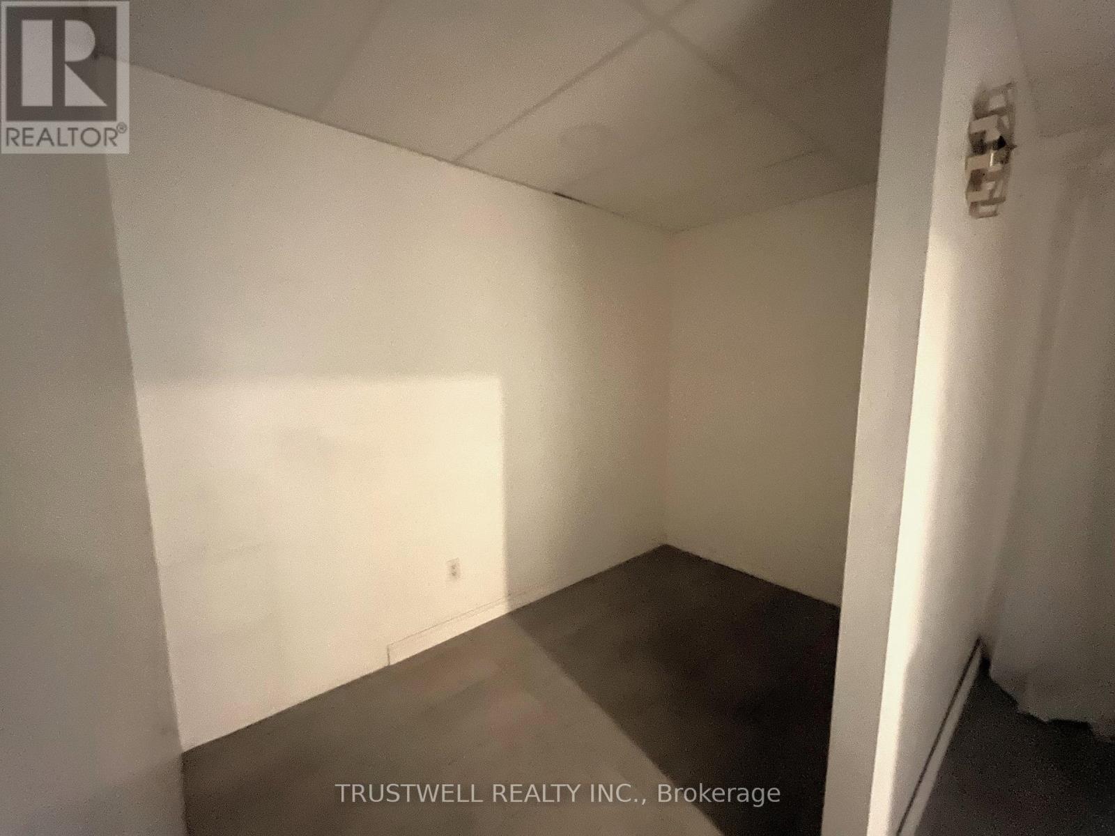 350 - 4750 Yonge Street, Toronto, Ontario  M2N 0J6 - Photo 4 - C12645610