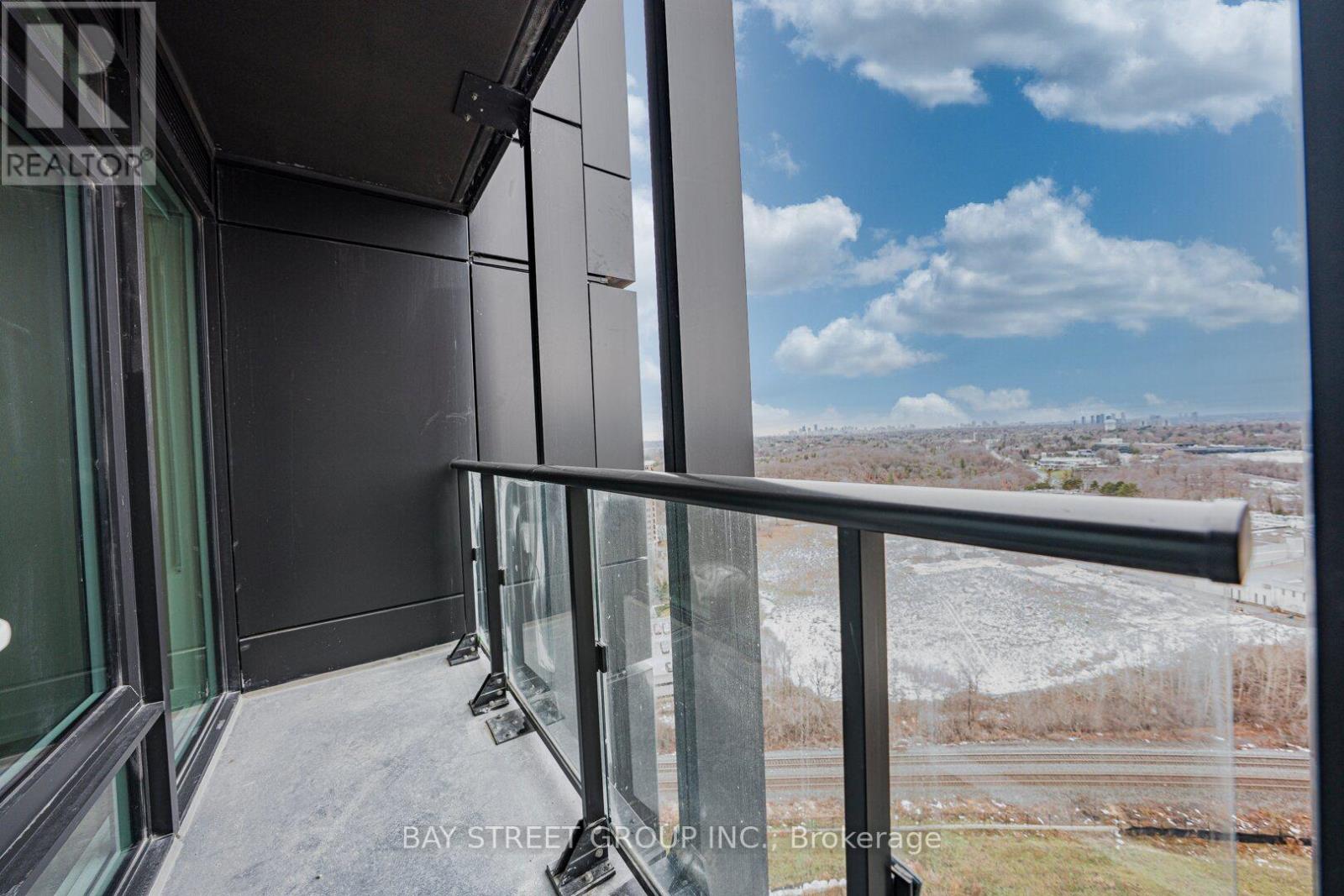 2018 - 1 Quarrington Lane, Toronto, Ontario  M3C 0S4 - Photo 47 - C12641802