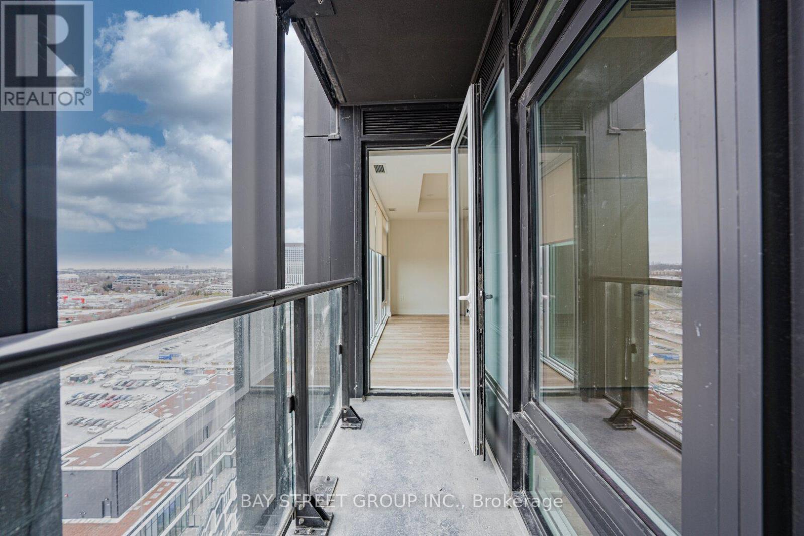 2018 - 1 Quarrington Lane, Toronto, Ontario  M3C 0S4 - Photo 48 - C12641802