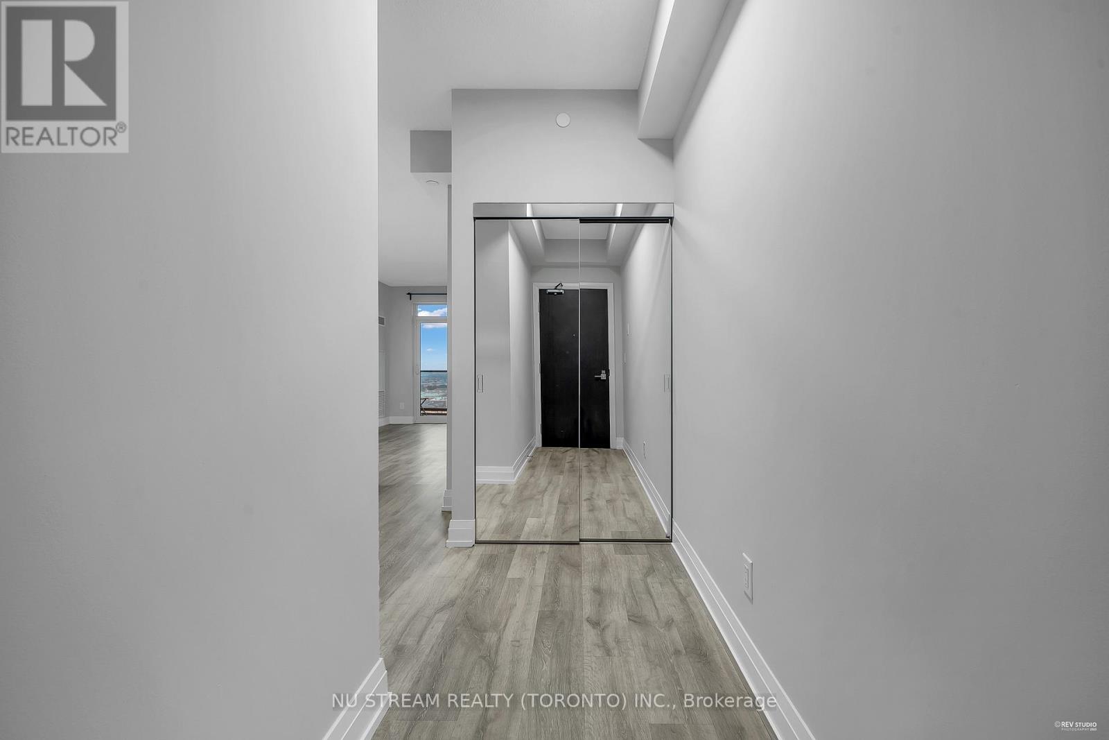 1611 - 3600 Highway 7 Avenue, Vaughan, Ontario  L4L 0G7 - Photo 5 - N12645192