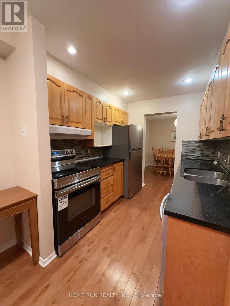 113 Stonebriar Drive, Ottawa, Ontario  K2G 5Y1 - Photo 6 - X12645614