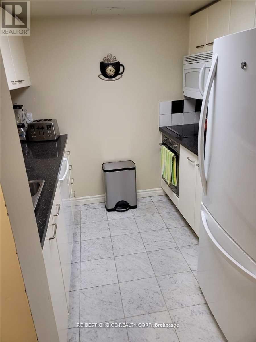 1211 - 38 Elm Street, Toronto, Ontario  M5G 2K5 - Photo 16 - C12645622