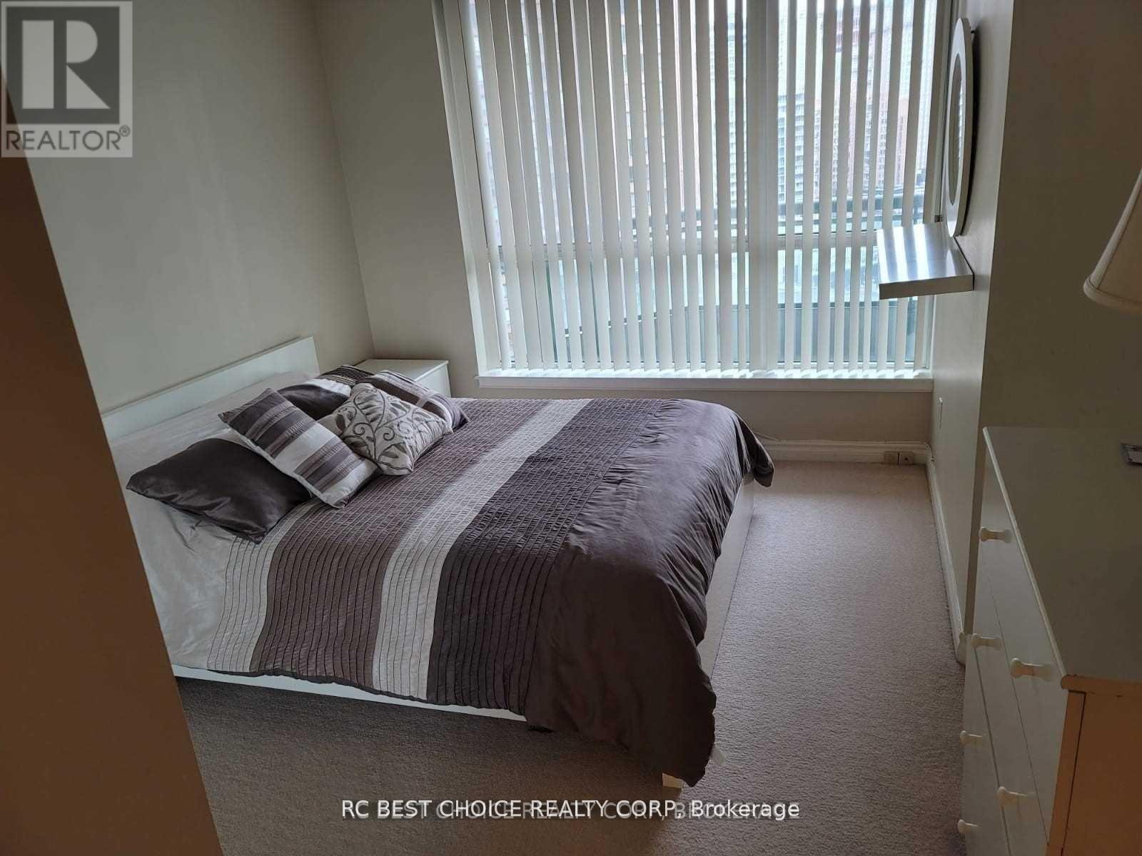 1211 - 38 Elm Street, Toronto, Ontario  M5G 2K5 - Photo 7 - C12645622