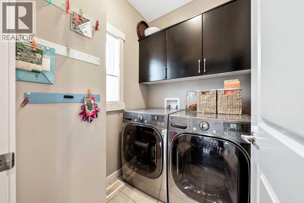 78 Ypres Green Sw, Calgary, Alberta  T2T 6M1 - Photo 15 - A2272935