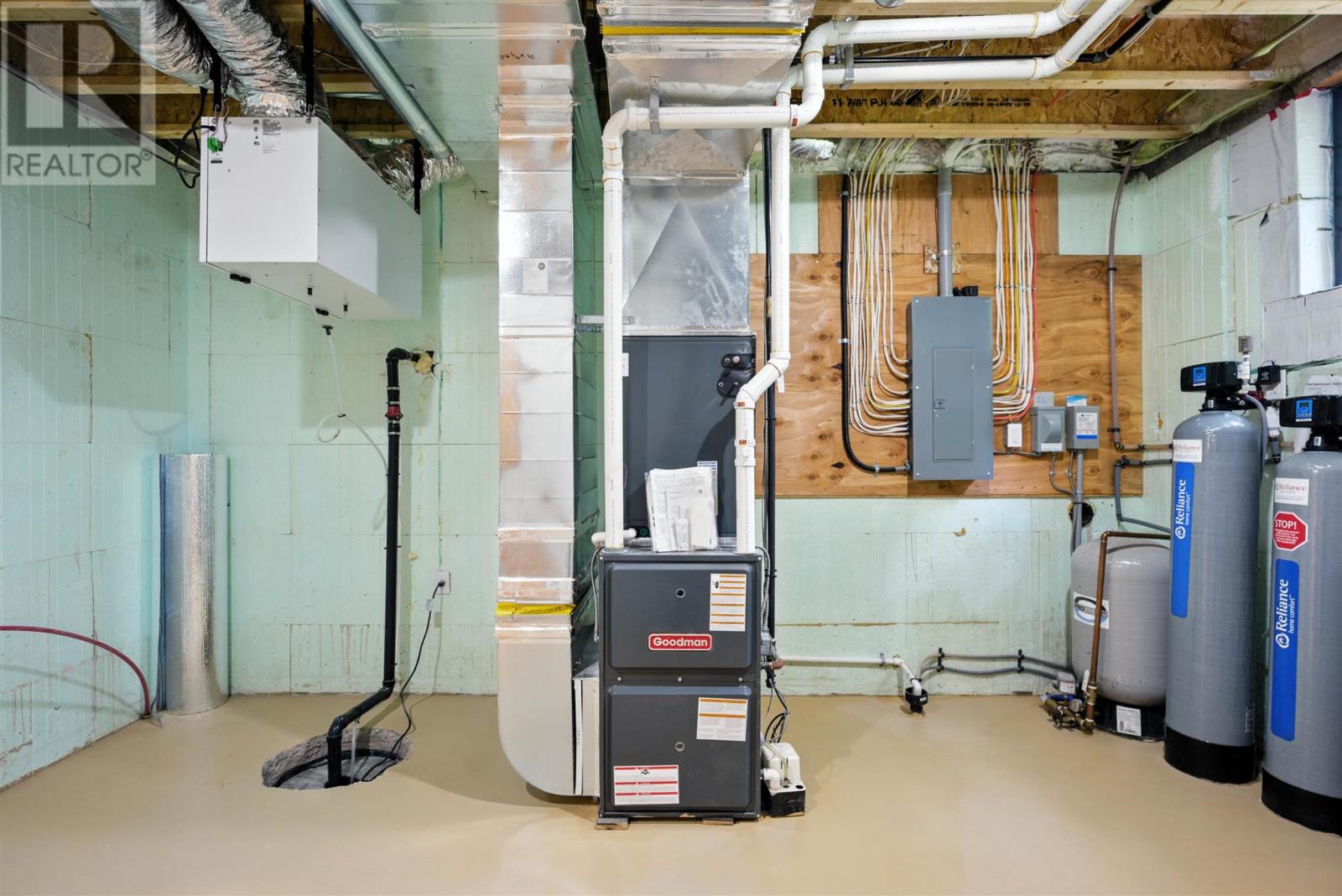 4223 Queen St, Sault Ste. Marie, Ontario  P6A 5K9 - Photo 46 - SM253507