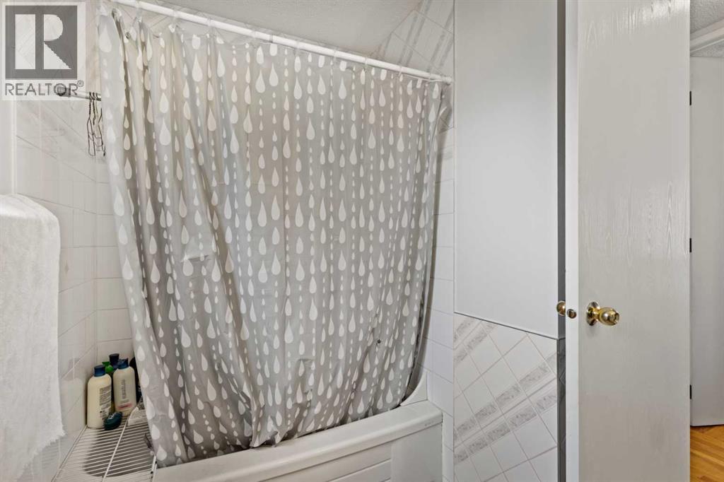 89 Edgedale Drive Nw, Calgary, Alberta  T3A 2R6 - Photo 26 - A2266904