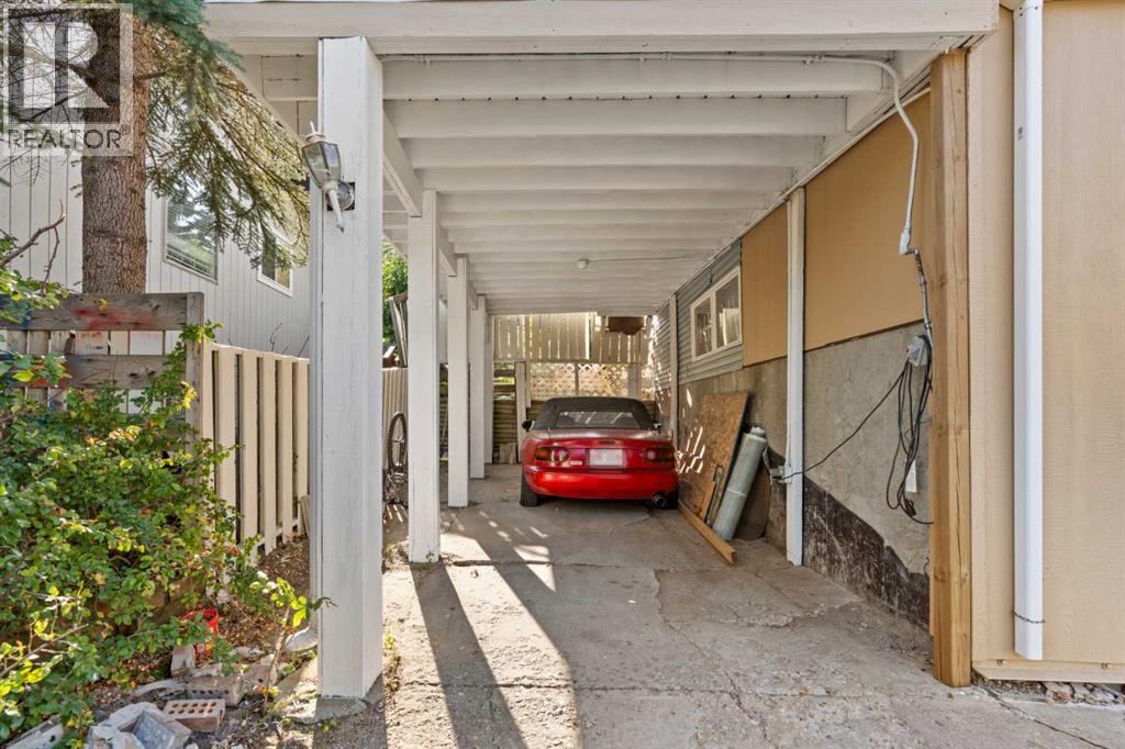 89 Edgedale Drive Nw, Calgary, Alberta  T3A 2R6 - Photo 3 - A2266904