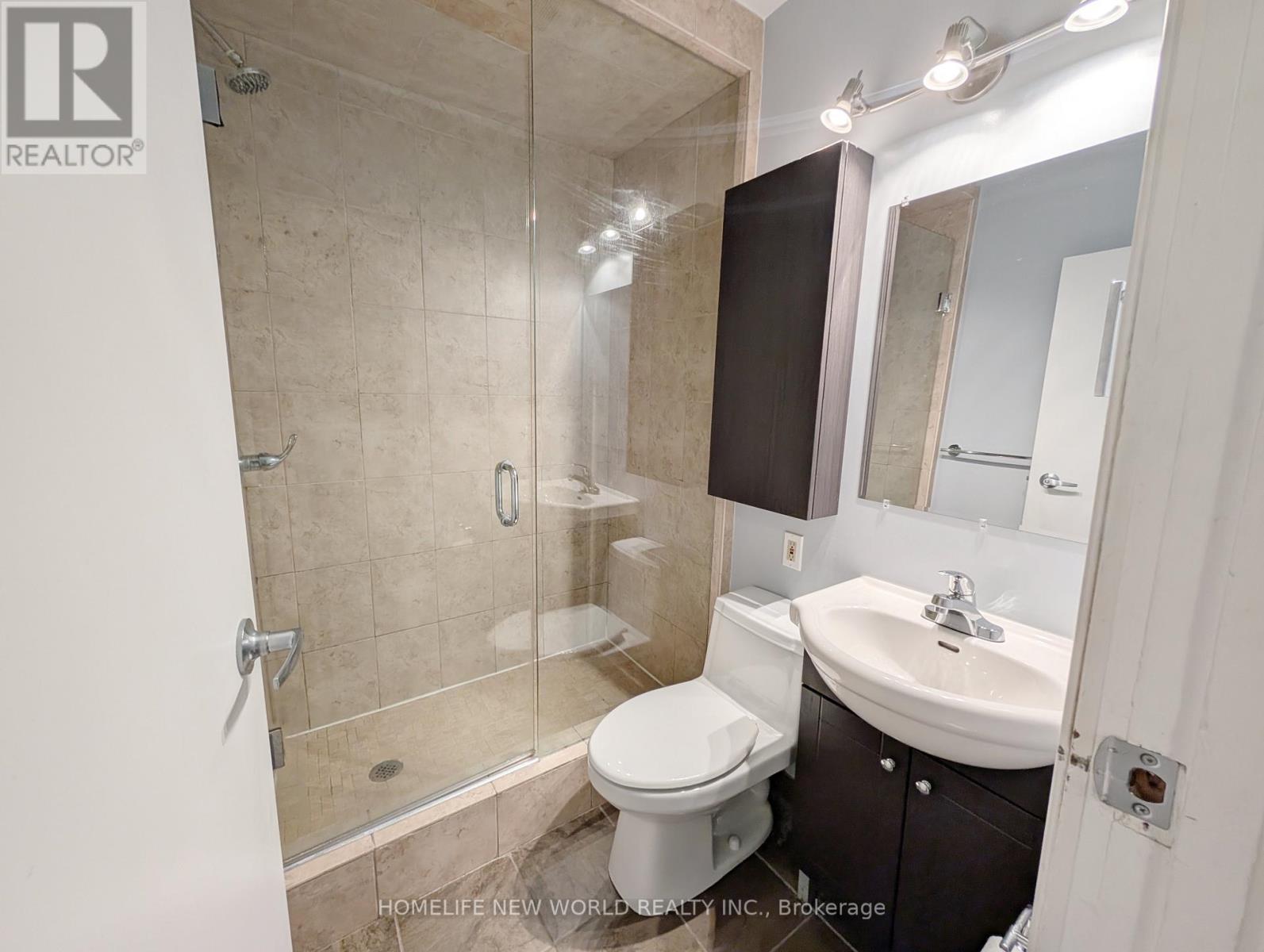 2 - 258 Kenilworth Avenue, Toronto, Ontario  M4L 3S8 - Photo 13 - E12542594