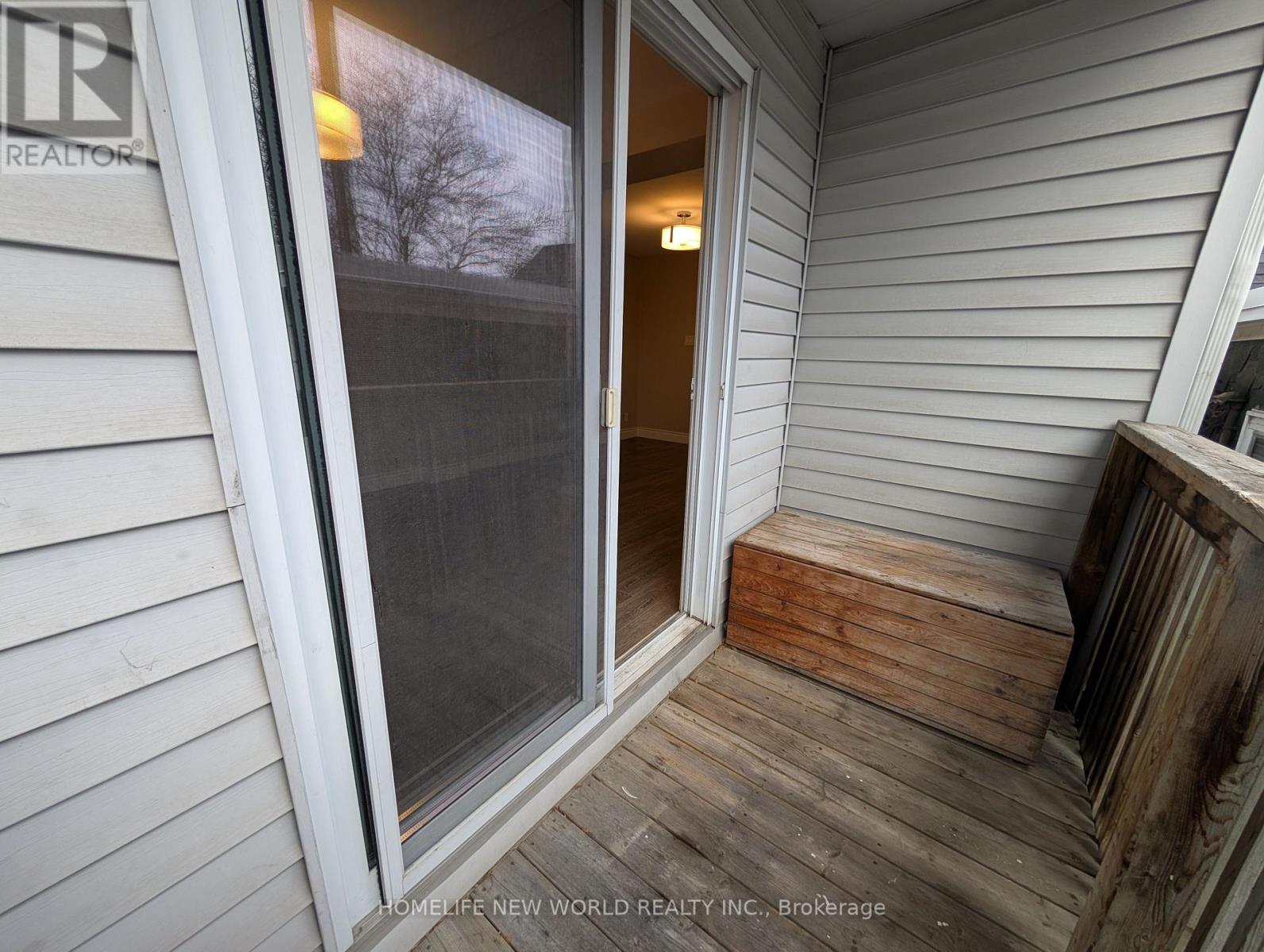 2 - 258 Kenilworth Avenue, Toronto, Ontario  M4L 3S8 - Photo 14 - E12542594