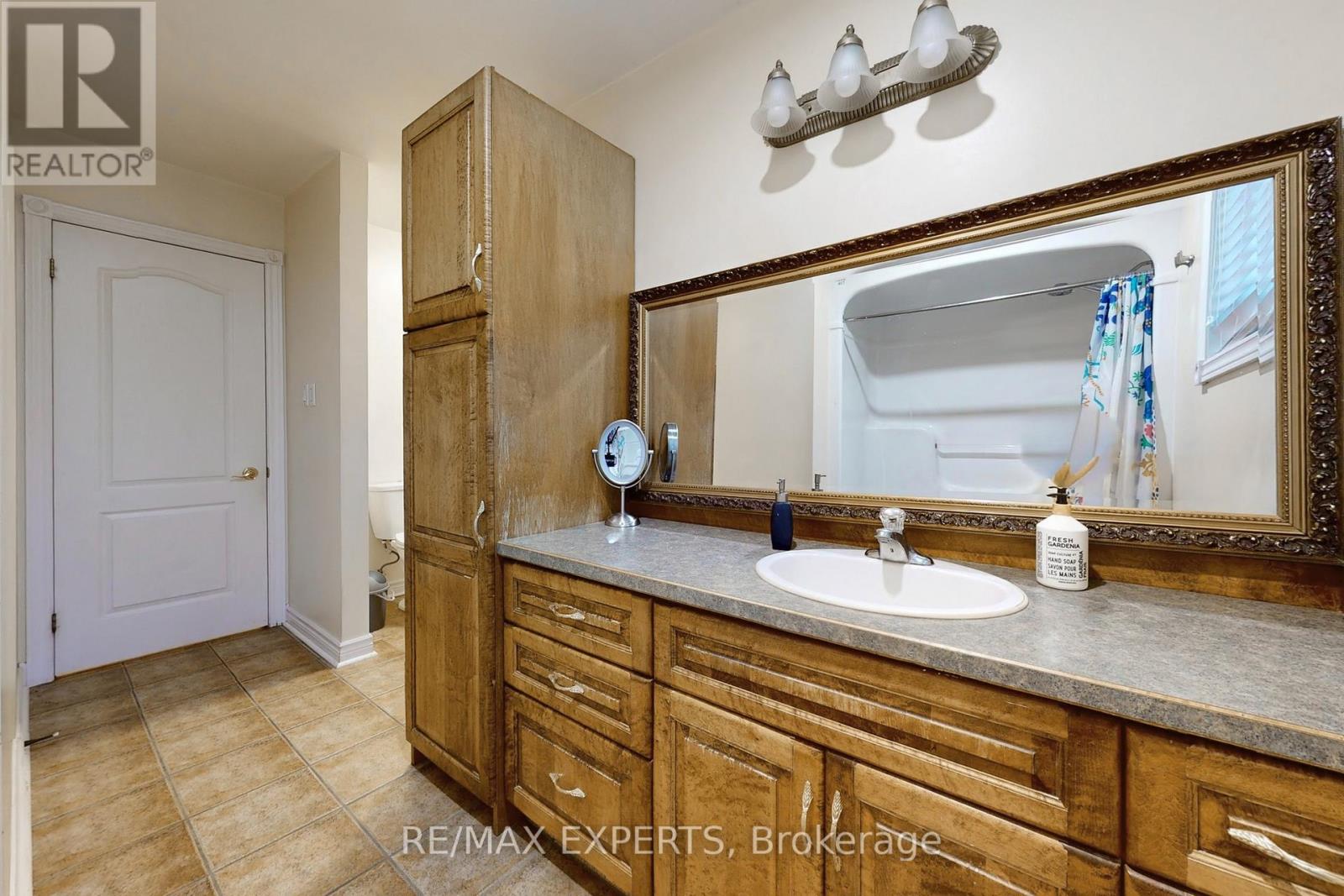 3180 Fleming Boulevard, Innisfil, Ontario  L9S 2Z1 - Photo 25 - N12645486