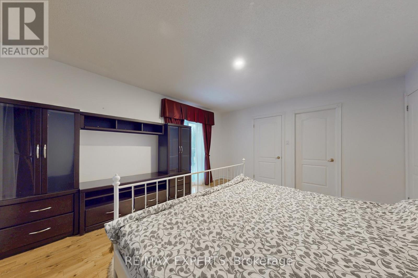 3180 Fleming Boulevard, Innisfil, Ontario  L9S 2Z1 - Photo 21 - N12645486