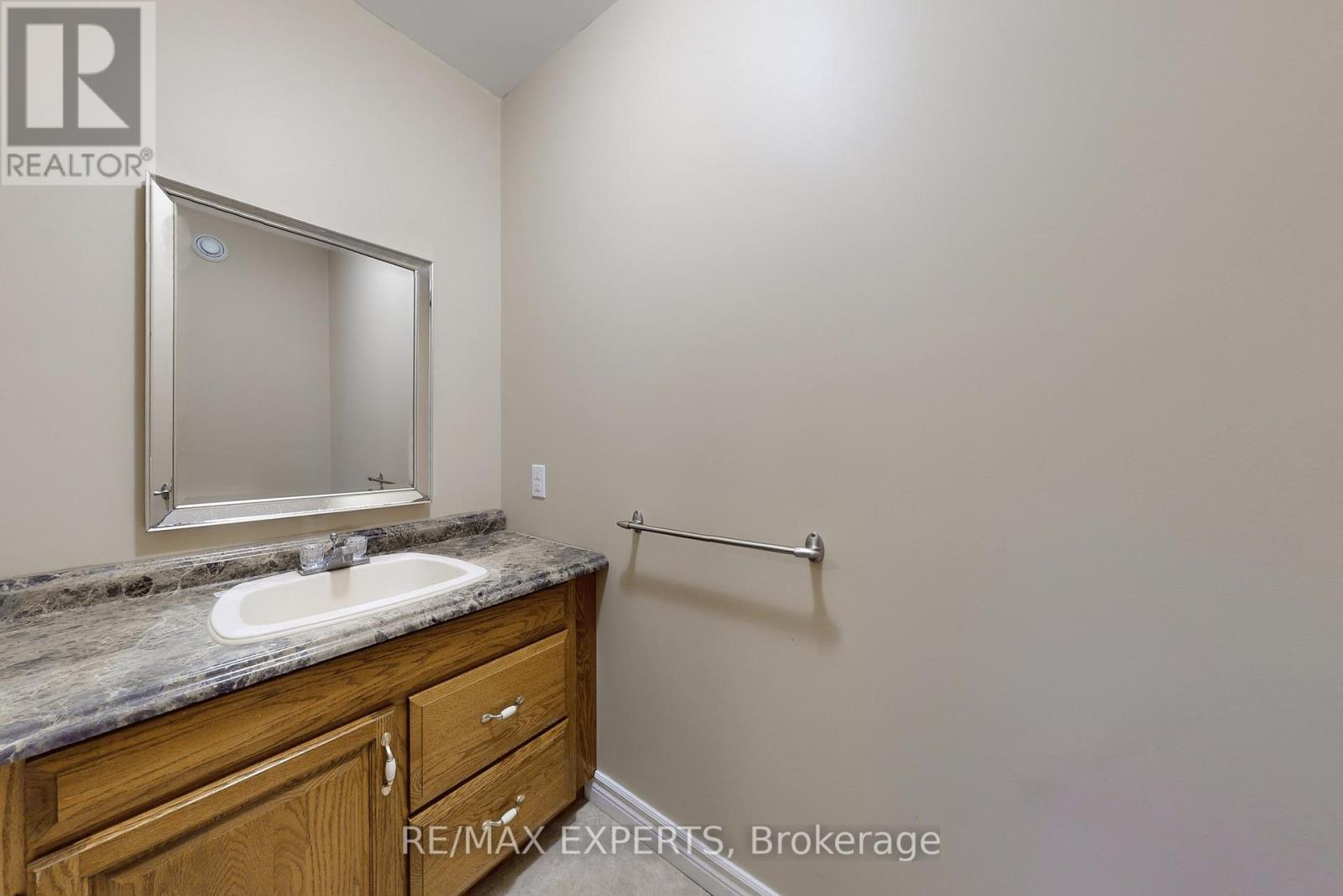 3180 Fleming Boulevard, Innisfil, Ontario  L9S 2Z1 - Photo 30 - N12645486