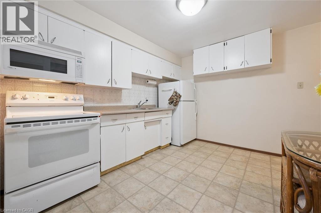 136 Fairway Road N, Kitchener, Ontario  N2A 2N6 - Photo 27 - 40769268