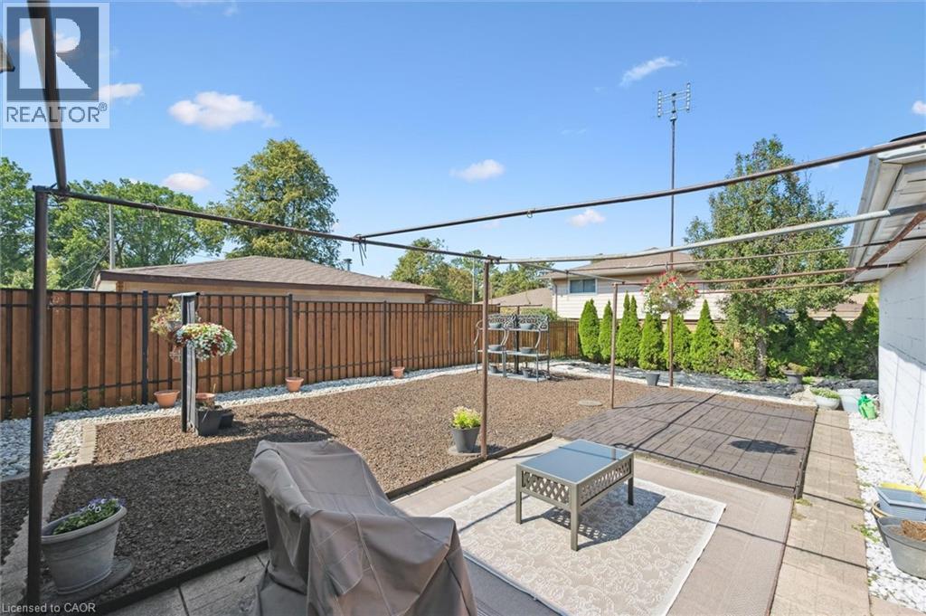 136 Fairway Road N, Kitchener, Ontario  N2A 2N6 - Photo 38 - 40769865