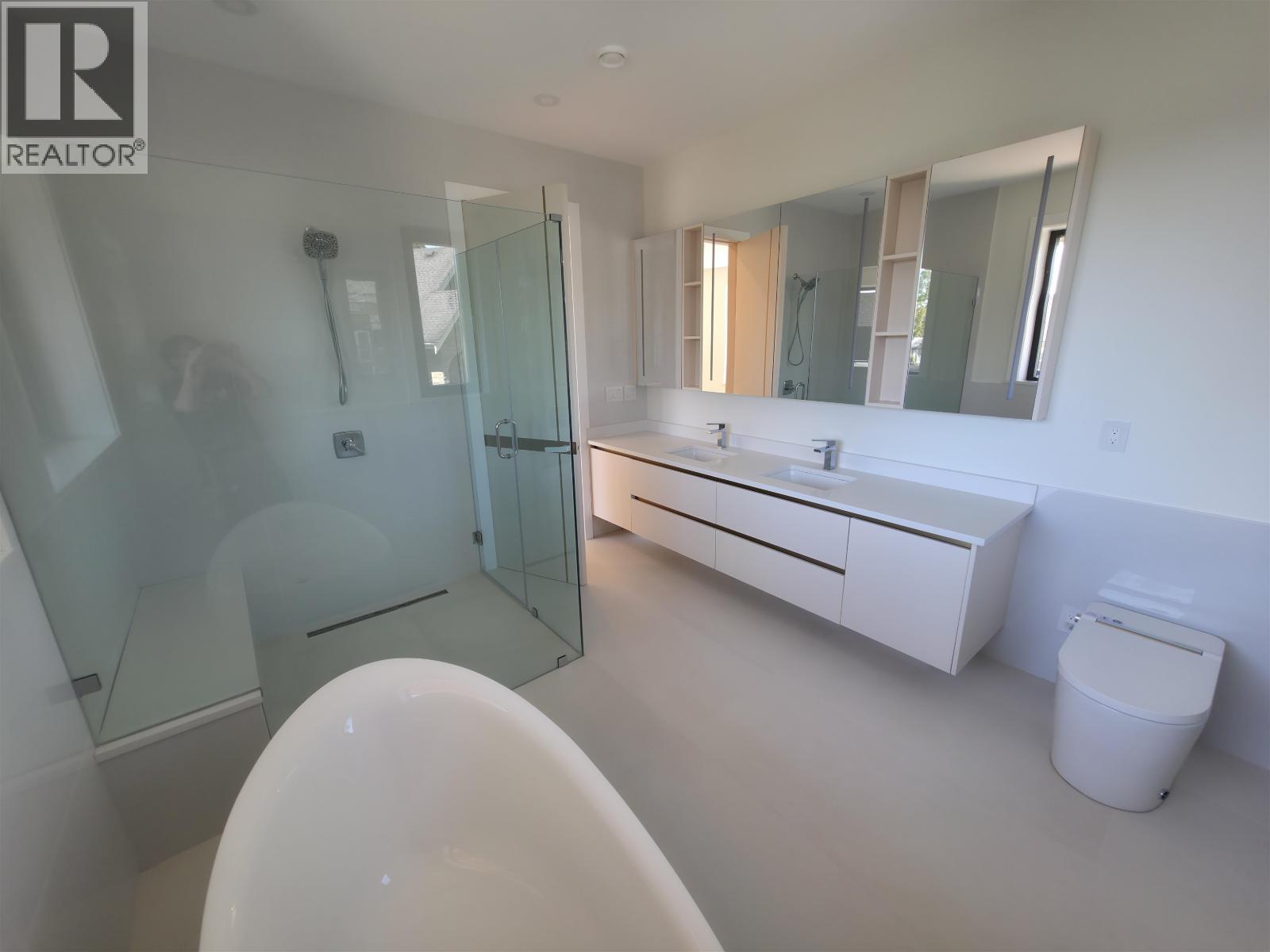 3100 Saturna Place, Richmond, British Columbia  V7C 4C5 - Photo 11 - R2999998