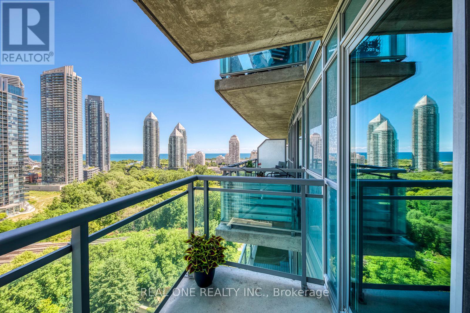 1414 - 155 LEGION ROAD N, Toronto, Ontario