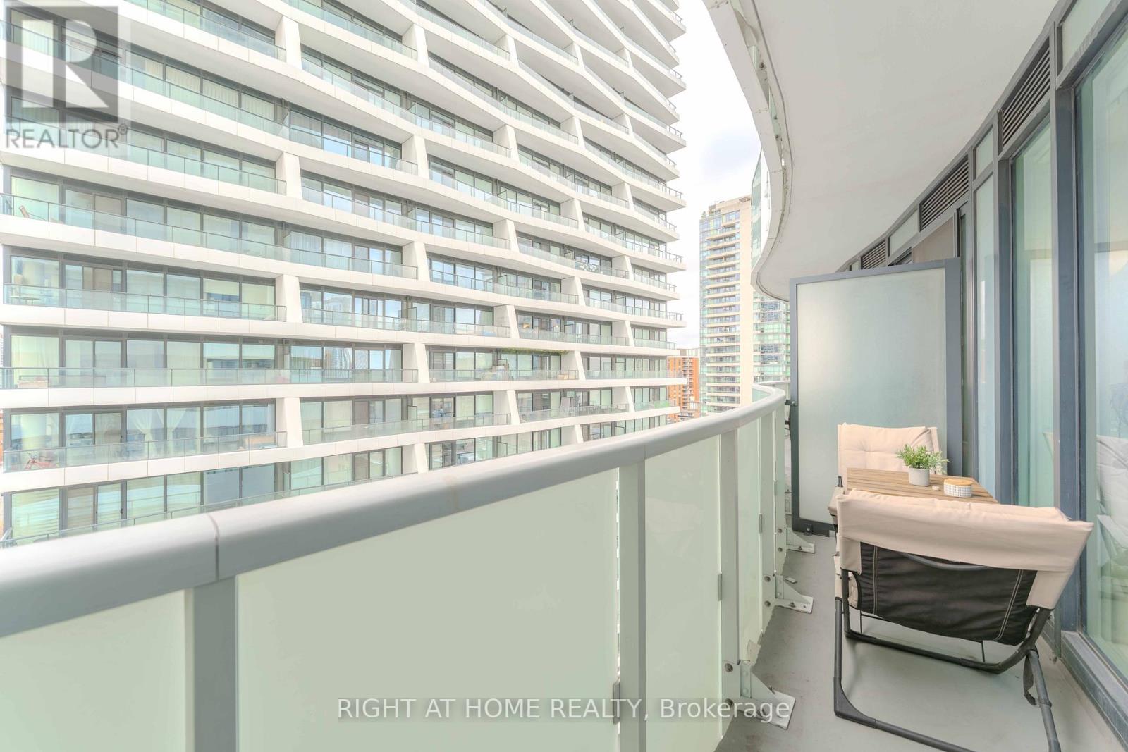 1507 - 403 Church Street, Toronto, Ontario  M4Y 0C9 - Photo 32 - C12645676