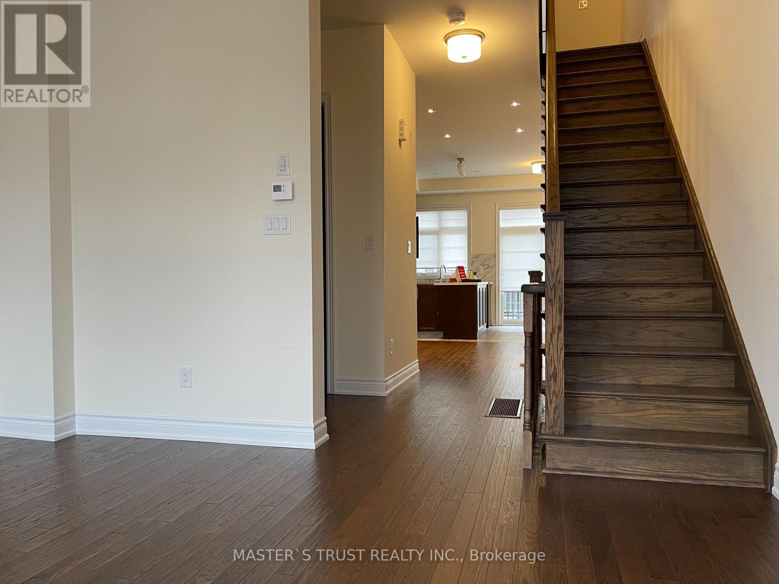 67 New Yorkton Avenue, Markham, Ontario  L6C 0Y5 - Photo 7 - N12645678