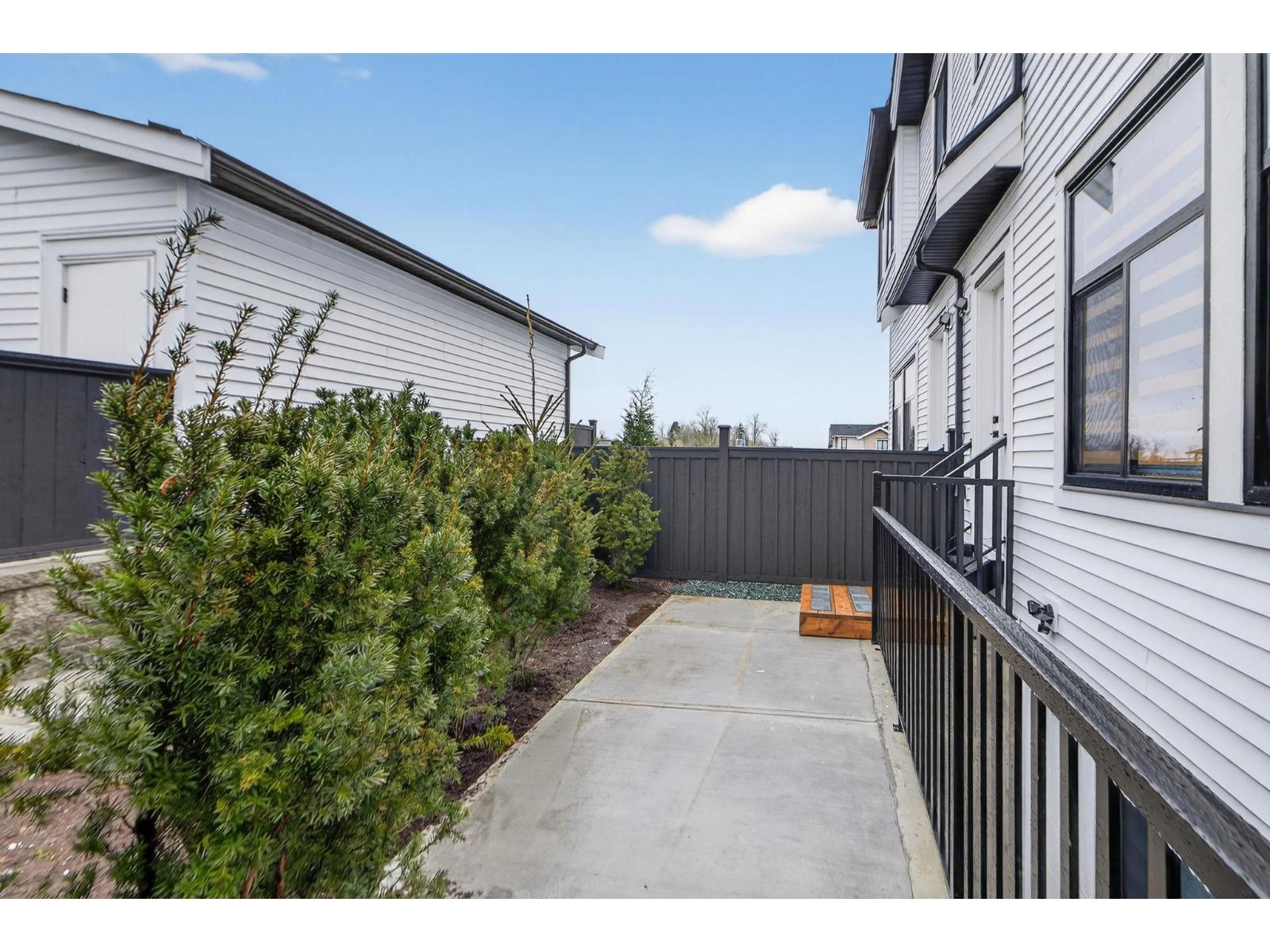 7645 197 Street, Langley, British Columbia  V2Y 1S2 - Photo 25 - R3074354