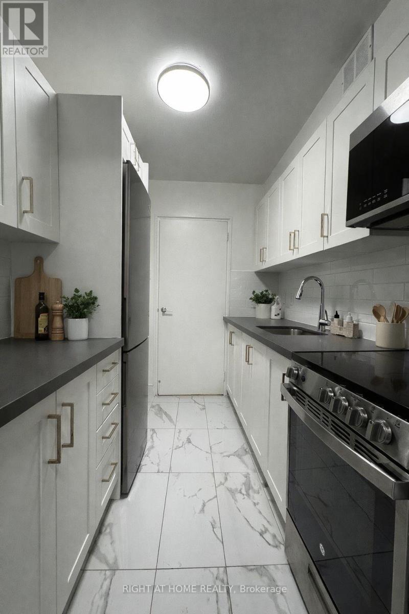 307 - 177 St. George Street, Toronto, Ontario  M5R 2M5 - Photo 2 - C12645686