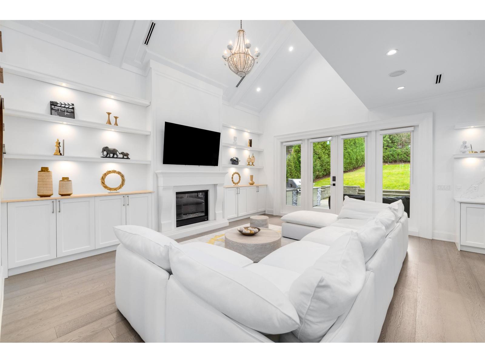 16738 Mcnair Drive, Surrey, British Columbia V3Z 0P9 - Photo 15 - R3074591