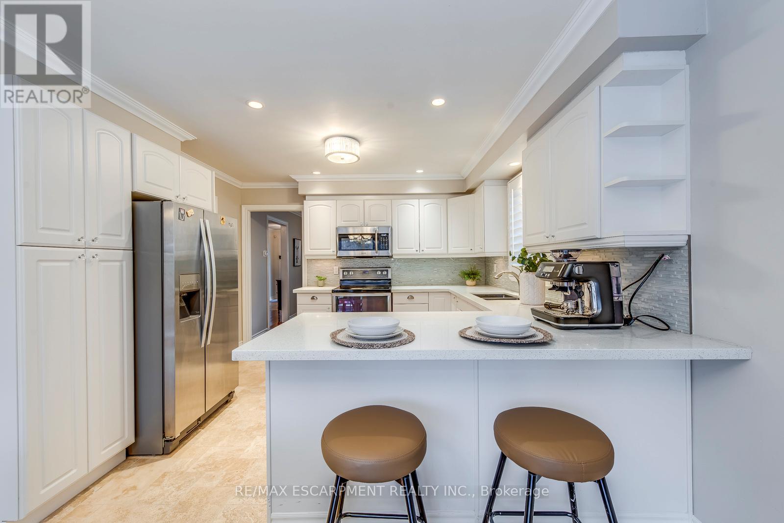 2161 Grenville Drive, Oakville, Ontario  L6H 4X1 - Photo 15 - W12645684